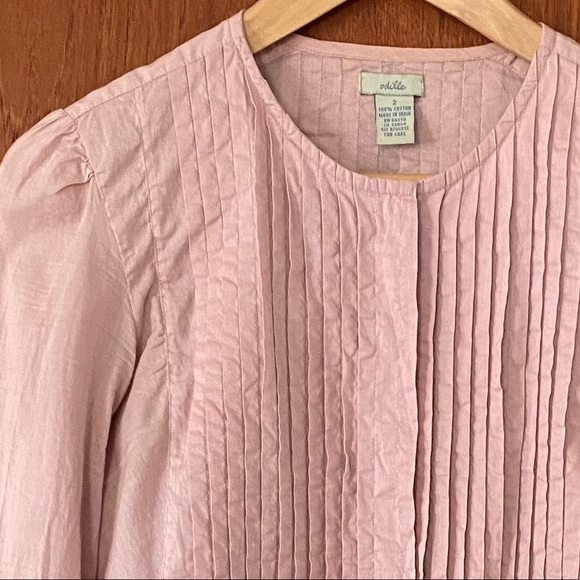 Anthropologie Odille pinkish/lavender shirt. Pleated in front and middle back. - Picture 12 of 13